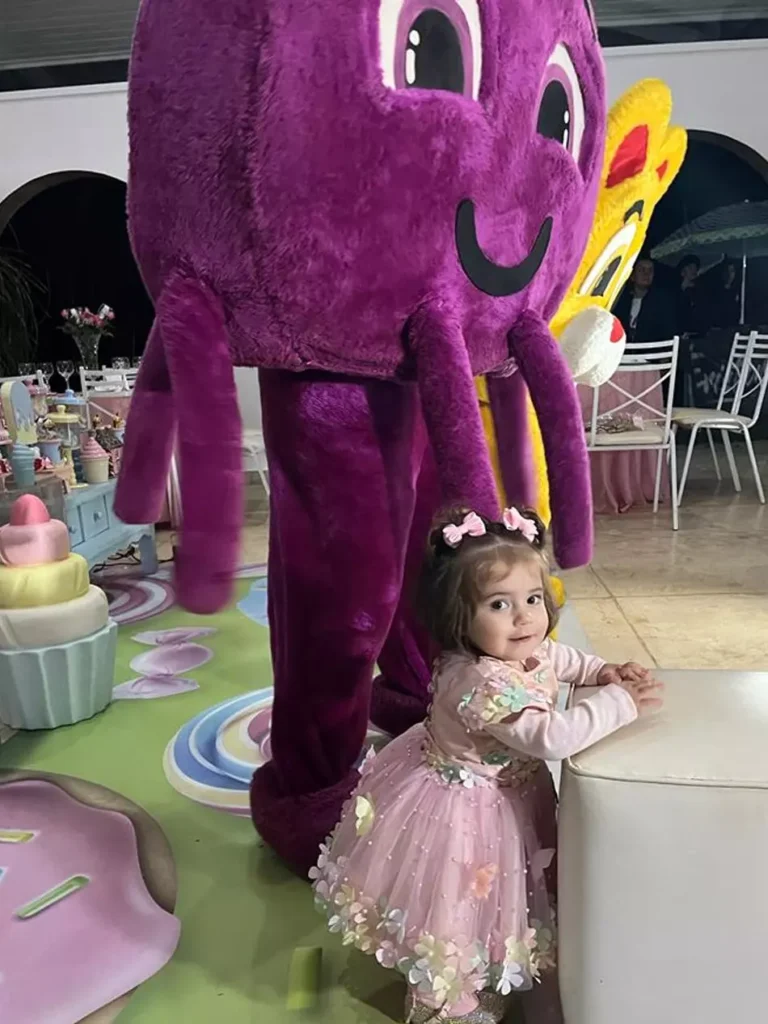 Contratar Bolo Fofo Personagem Vivo